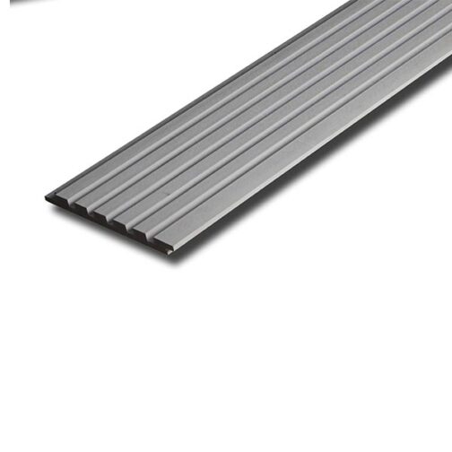 ไม้ตกแต่งผนัง เอสซีจี รุ่นโมดิน่า M3 ขนาด 30x150x2.5 สีซีเมนต์